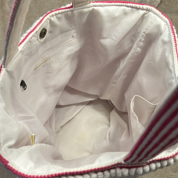 LOVESTITCH Cave Creek Tote - Picture 14 of 14